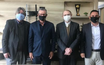 Novo presidente do IPE-Saúde visita FEHOSUL